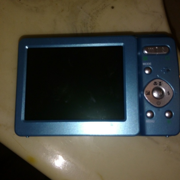 Digital camera - Picture 2 of 2